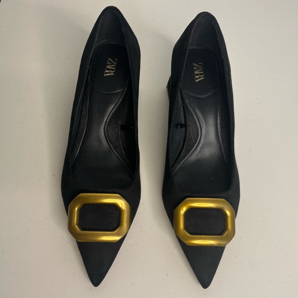 Zara Black Suede Pointed Toe Heels with Gold Buckle - Picture 3 of 12